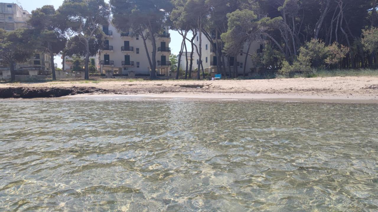 Suite Con Terrazzo Sul Mare E Discesa In Spiaggia A Галлиполи Экстерьер фото